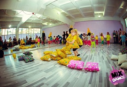 Новогодний утренник для самых маленьких