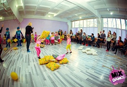 Новогодний утренник для самых маленьких