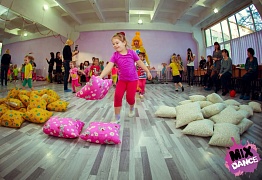 Новогодний утренник для самых маленьких