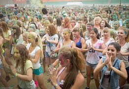 Краски Холи