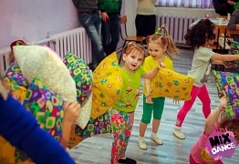 Новогодний утренник для самых маленьких