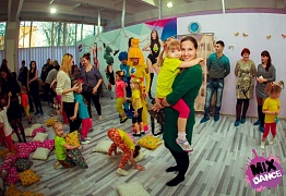 Новогодний утренник для самых маленьких