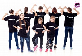 Дети и преподаватели