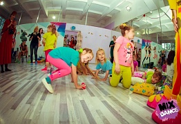 Новогодний утренник для самых маленьких