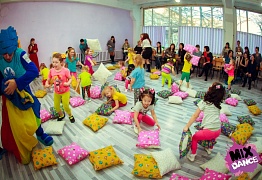 Новогодний утренник для самых маленьких