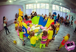 Новогодний утренник для самых маленьких