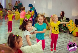 Новогодний утренник для самых маленьких