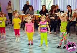 Новогодний утренник для самых маленьких