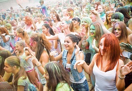 Краски Холи