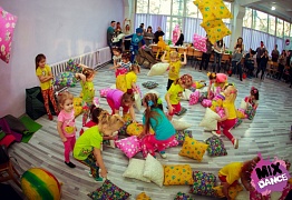 Новогодний утренник для самых маленьких