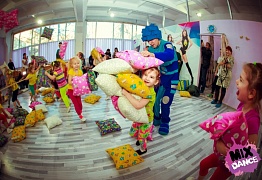 Новогодний утренник для самых маленьких